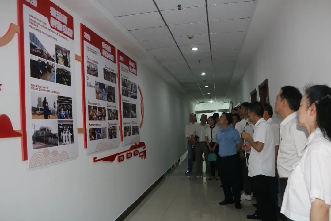 b375b9ef0f6f61dfebbd20ebb99b3ac5